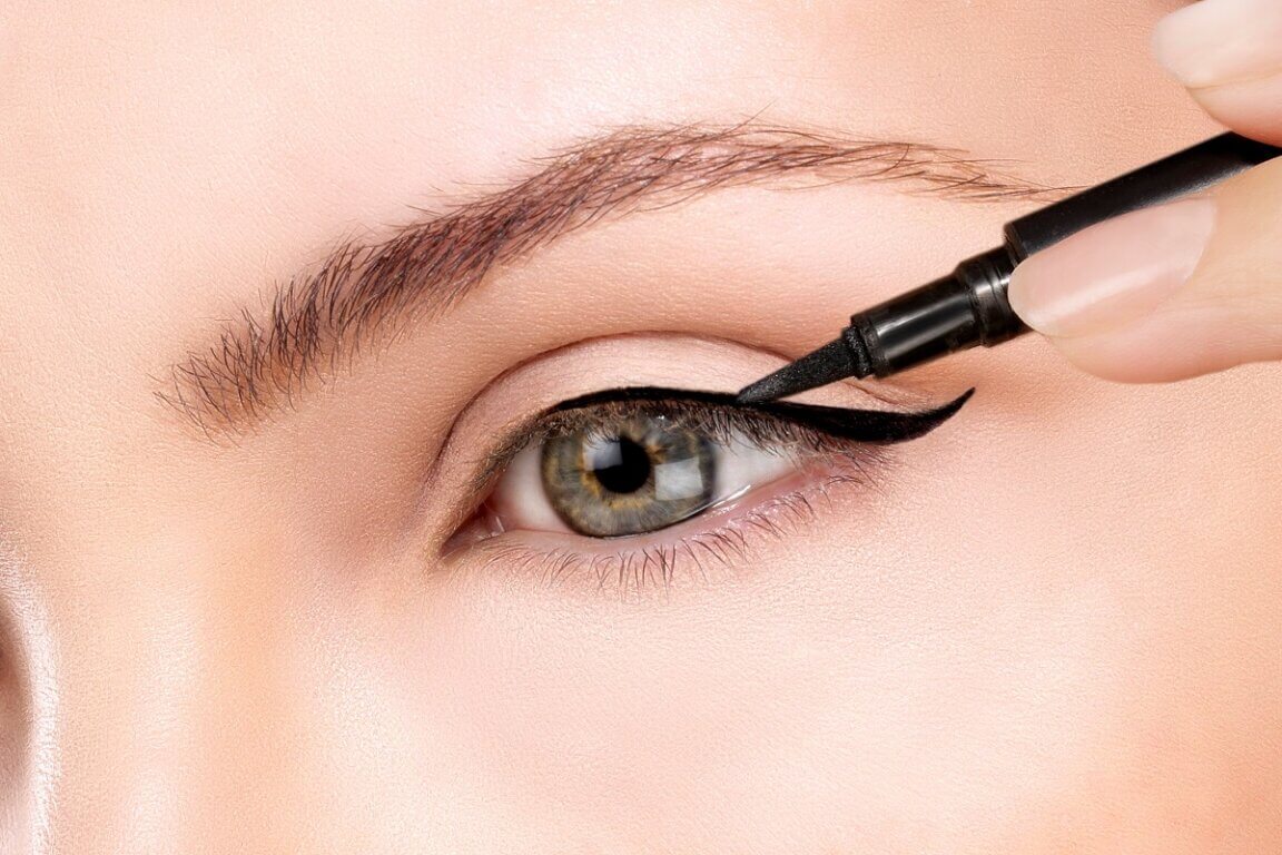 eye-liner